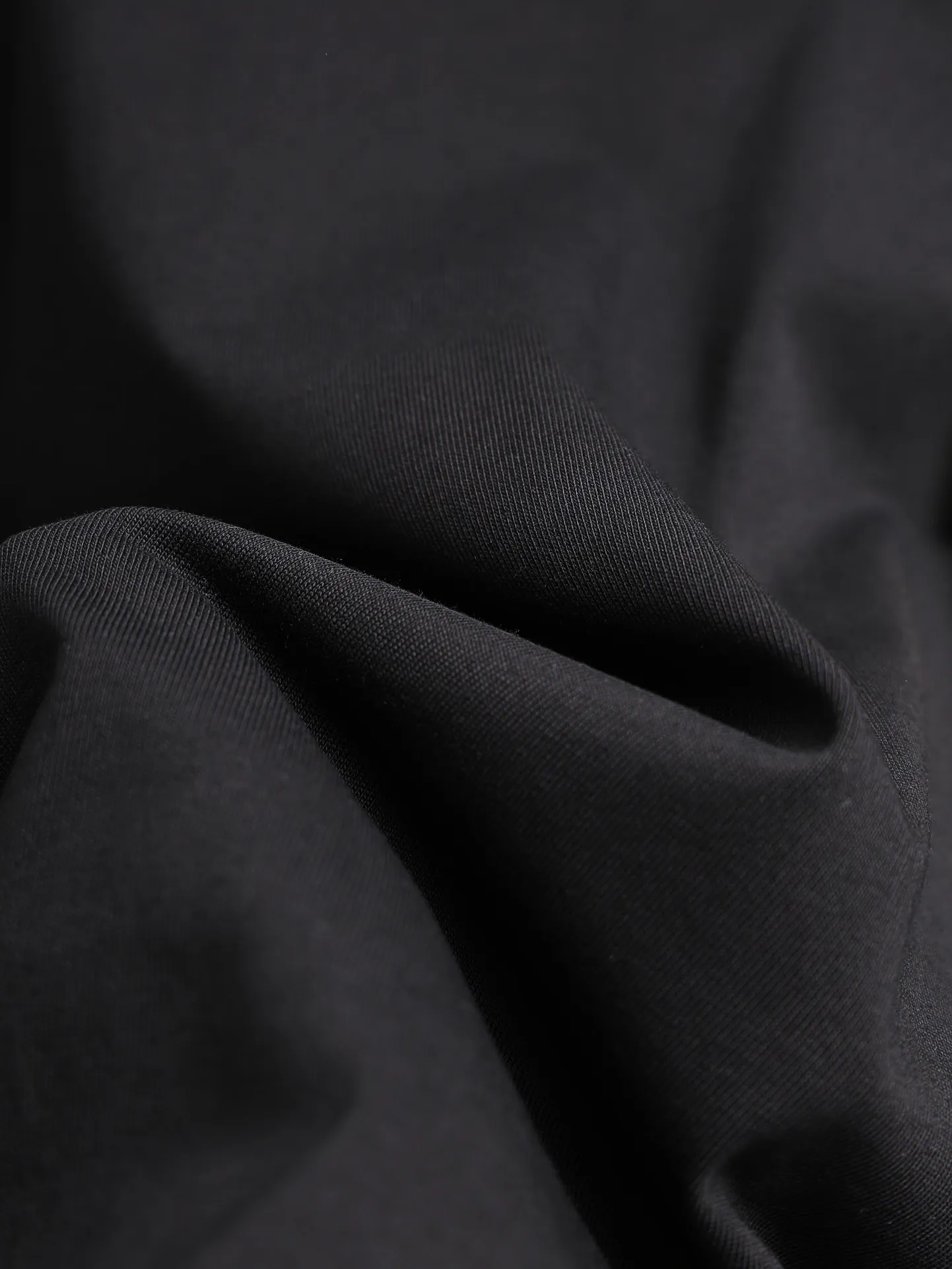 Carhartt 2꯭0꯭2꯭6 new spring and summer models ❤️ original ⌚️ high version Carhartt fabric is made of high-density pure cotton, does not deform or shrink. Process introduction: double-line movement. The chest logo uses high-quality printing technology + small label. Color: Black SIZE: M-XXL